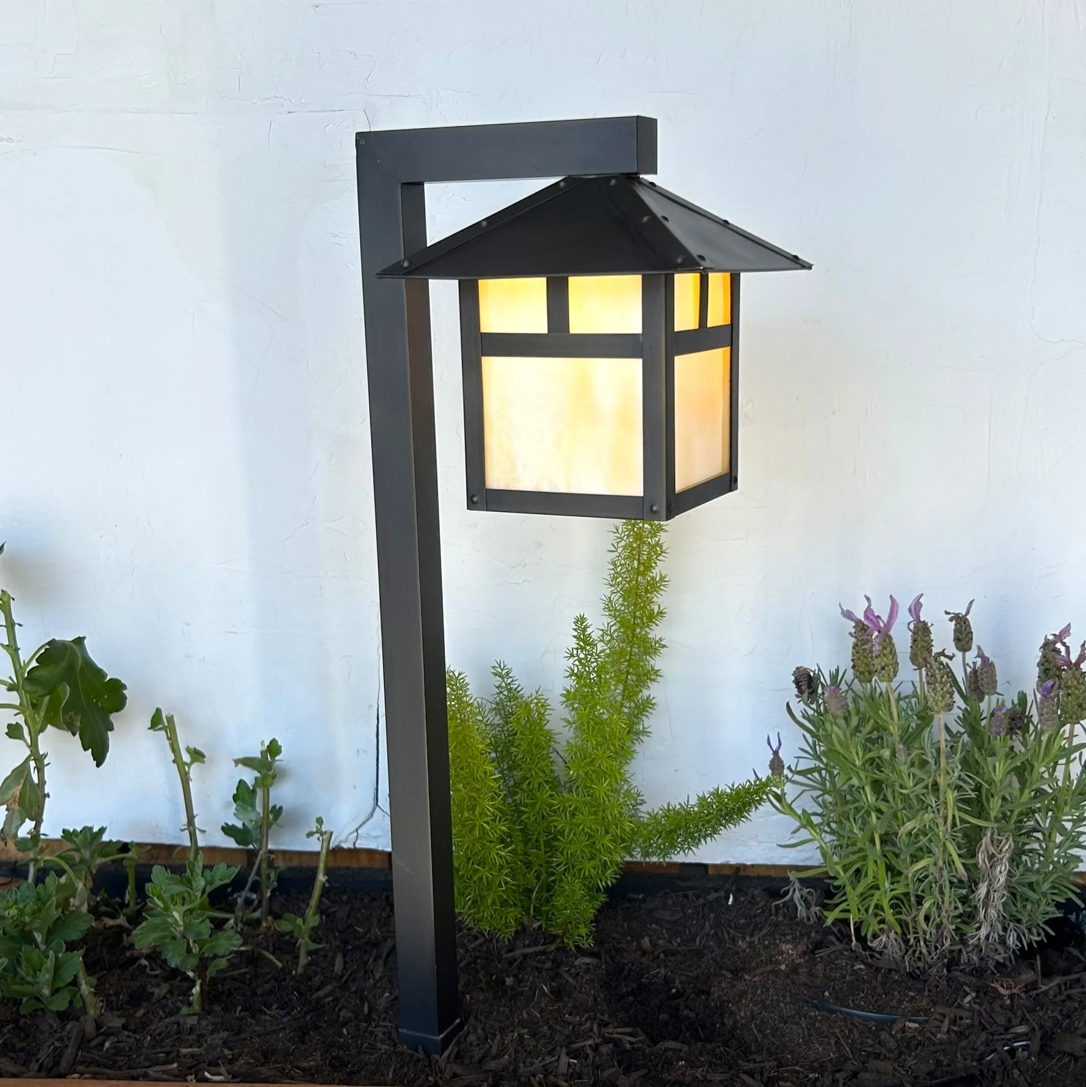 AmiArtisan Solid Brass Craftsman Lantern Pathway Light