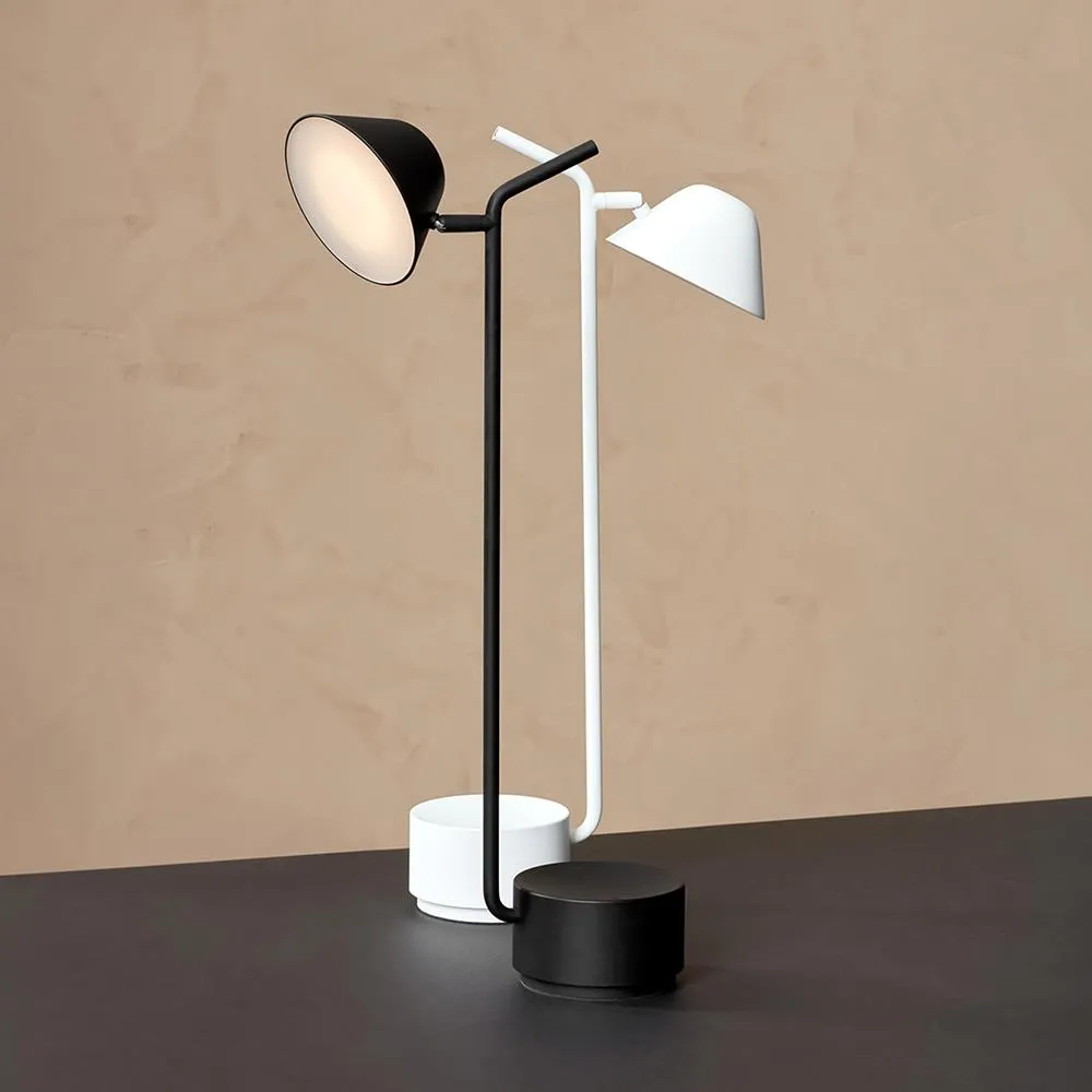 Audo Copenhagen Peek Table Lamp