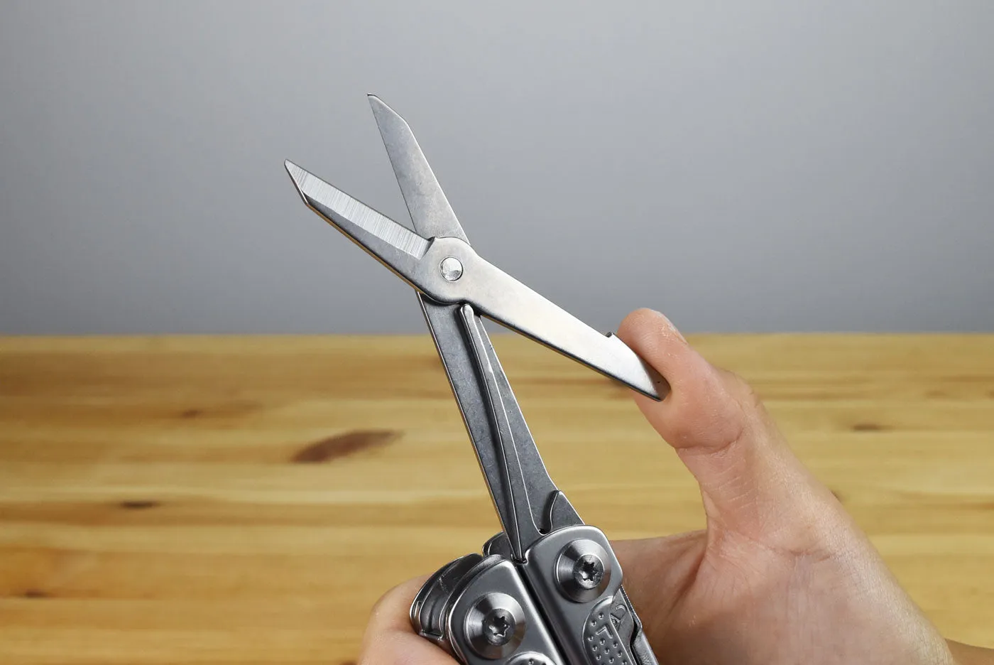 Bibury Plier Multitool Pro V2 (21-in-1)