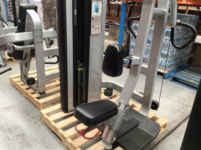 Star Trac Rowing Machine (FLOOR STOCK PICK UP ONLY MELBOURNE)